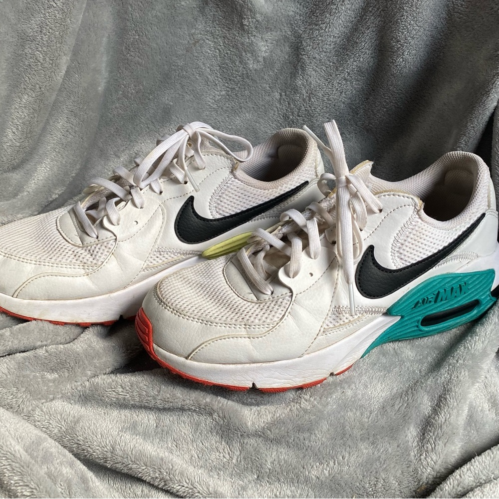 Nike Air Max Excee White/Teal/Chartreuse Training Gym Sneakers Women Size 10